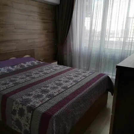 Приятно И Удобно За Вас ! Appartamento Sofia